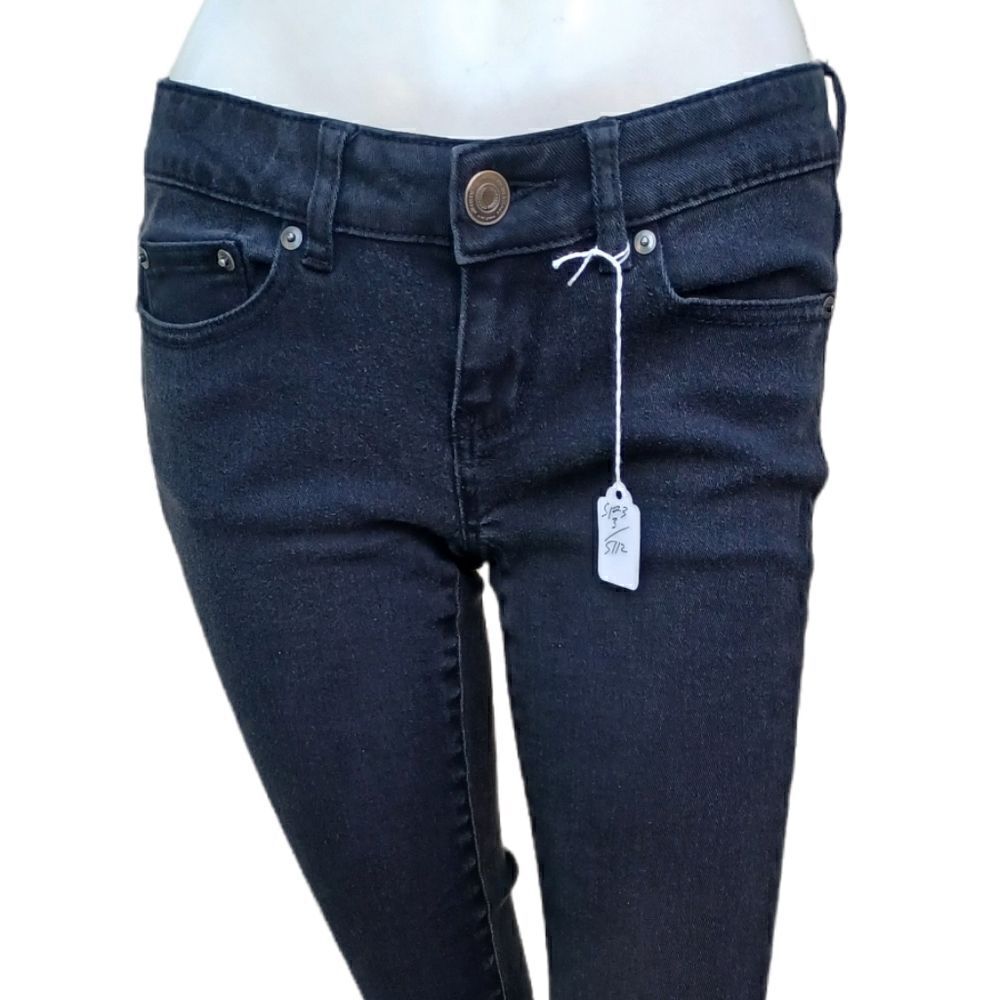 51127...SO Black Skinny Jeans Size 3, W26" 25" Inseam 7" Rise